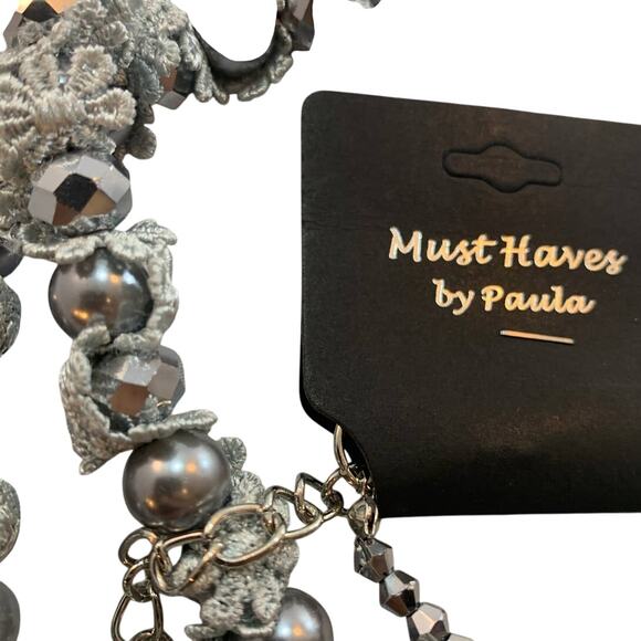 New Christmas Holly Fabric Gift Box of 6 Faux Pearl Lace Womens Necklaces - Picture 6 of 7